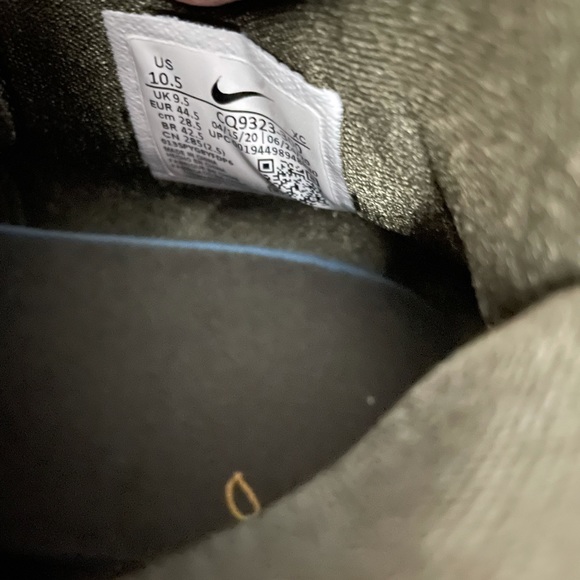 Mismatch kyrie 5s - Picture 2 of 10